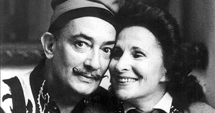 7 Femmes qui ont fait de leurs maris de grands hommes