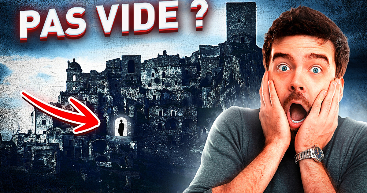 Une Statue Mystérieuse Au Cœur D’une Ville Médiévale Abandonnée Une Statue Mystérieuse Au Cœur D’une Ville Médiévale Abandonnée