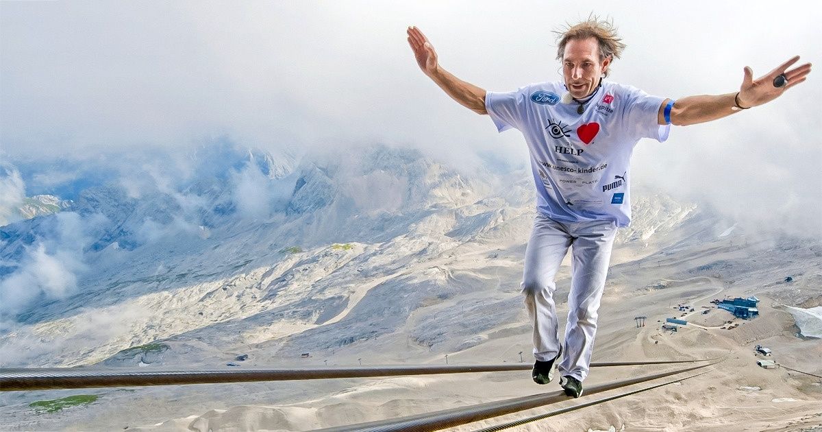 10 coups de folie réalisés par des humains (comme sauter depuis l’espace par exemple)