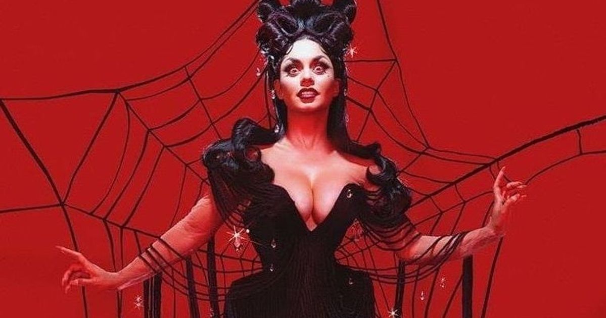 18 Meilleurs costumes d’Halloween portés par les célébrités cette année