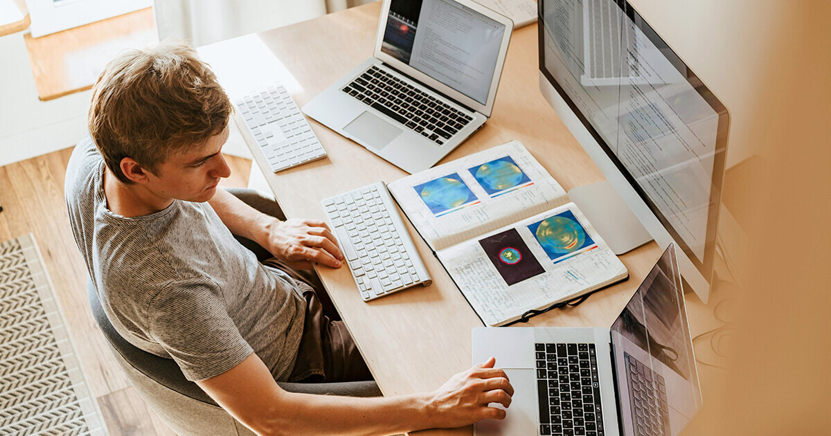 J’ai viré mon employé pour avoir secrètement travaillé sur un deuxième emploi à distance J’ai viré mon employé pour avoir secrètement travaillé sur un deuxième emploi à distance