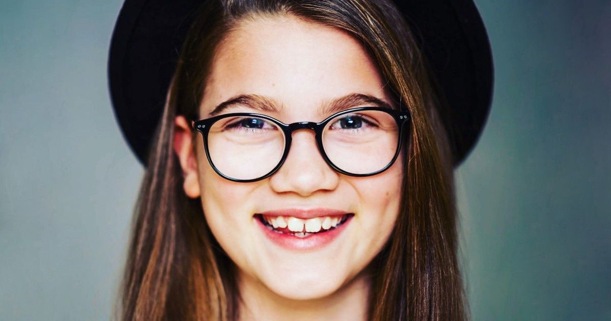 Une fillette de 9 ans envoie une lettre à Disney pour leur demander de dessiner des princesses avec des lunettes, et encourage les autres filles à se sentir bien dans leur peau Une fillette de 9 ans envoie une lettre à Disney pour leur demander de dessiner des princesses avec des lunettes, et encourage les autres filles à se sentir bien dans leur peau