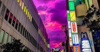 Voici des photos prises par des internautes qui révèlent l’incroyable couleur du ciel avant le passage du typhon Hagibis
