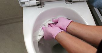 7 conseils pour nettoyer la salle de bains en moins de 15 minutes