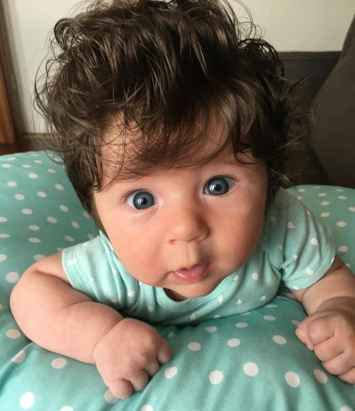 Des Parents Partagent Des Photos De Leurs Bebes Qui Sont Nes Avec Beaucoup De Cheveux Et